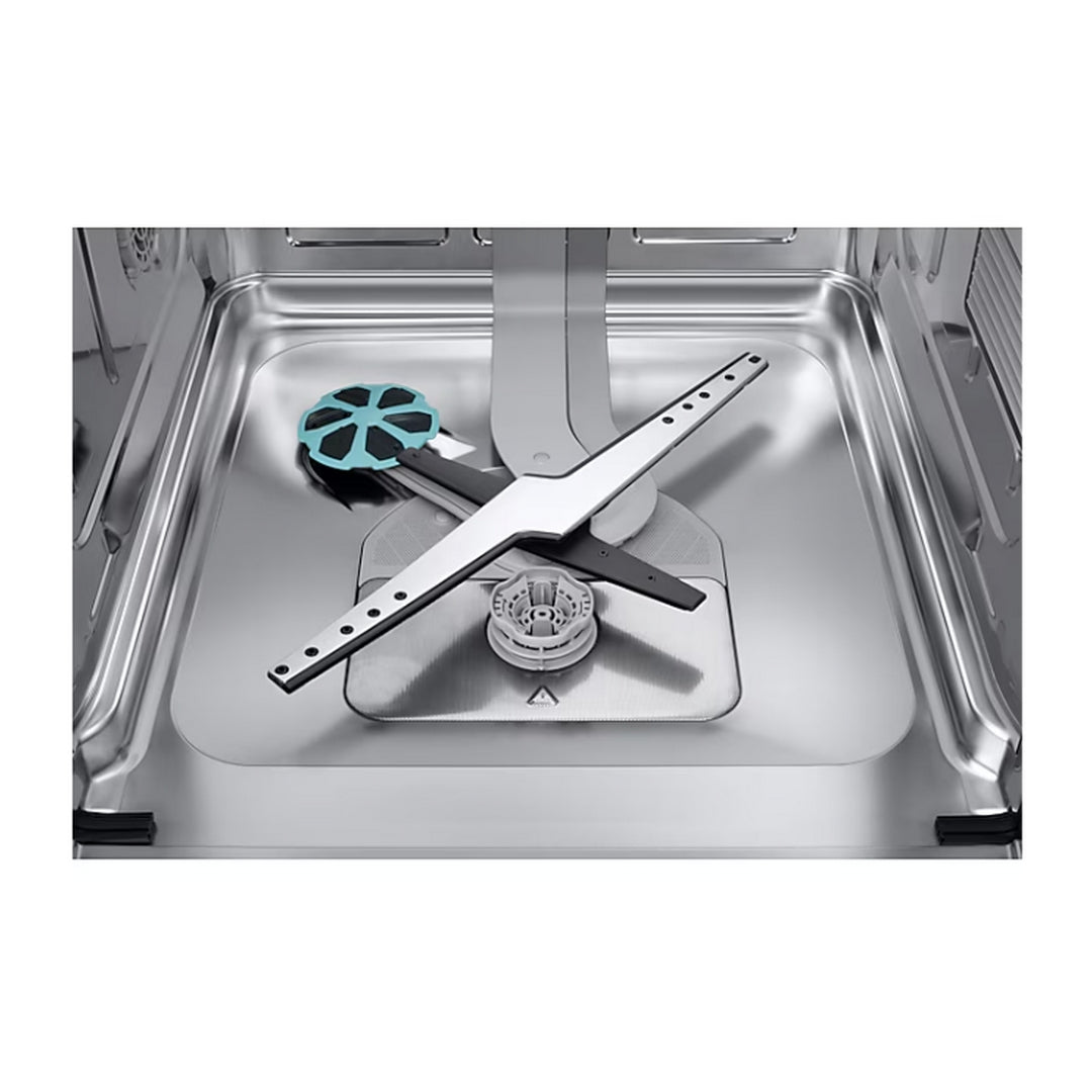 38 dBA Smart Dishwasher with 3rd Rack Washing System - DW90F89T0USRAA