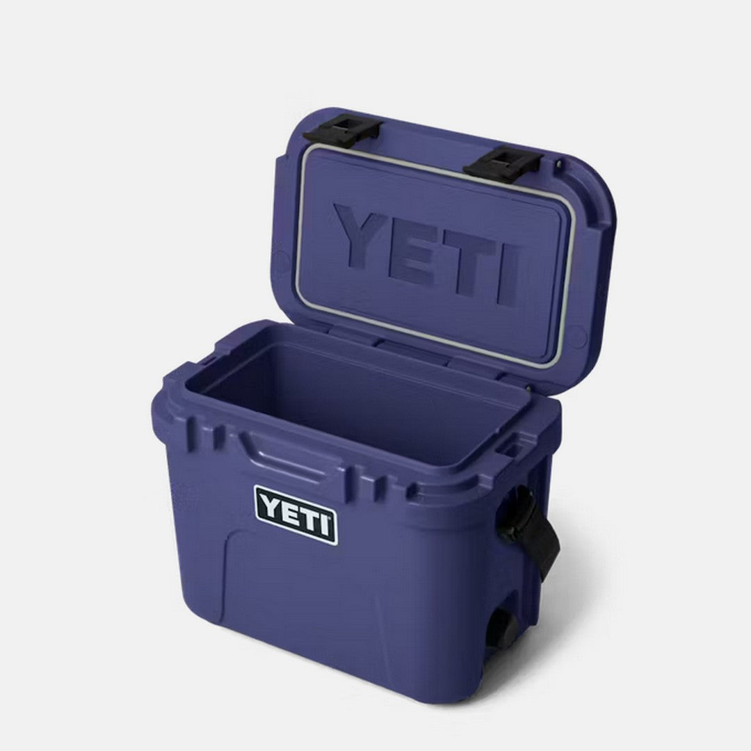 YETI Roadie 15 Cooler Moon Dust