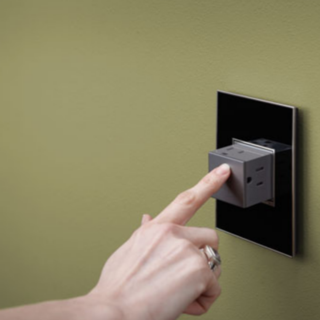 Pop-Out Outlet, 1-Gang