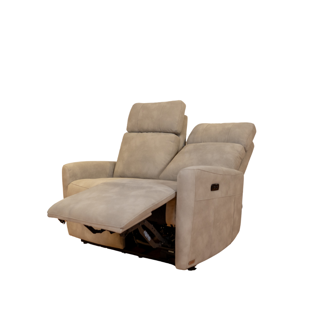 Azur Prague Loveseat